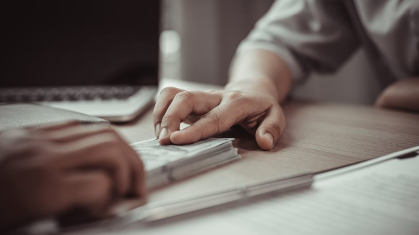 Veja com Cicero Viana Filho como sair do vermelho e reconquistar o controle das suas finanças.