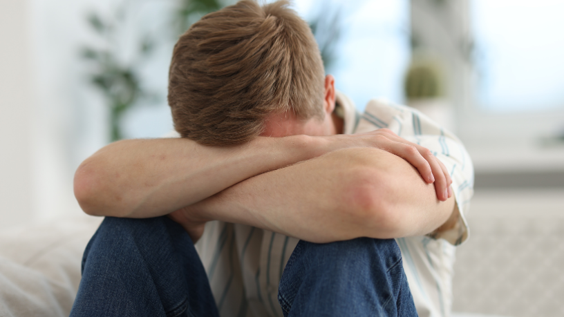 Entenda com Gustavo Luíz Guilherme Pinto quais sintomas da ansiedade exigem atenção e conheça caminhos eficazes para o tratamento.