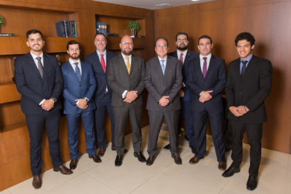 Rodrigo Gonçalves Pimentel analisa os principais critérios que os juízes utilizam para determinar a viabilidade de empresas em recuperação judicial.