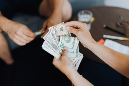 Investimento bilionário da Tesla em inteligência artificial reposiciona estratégia tecnológica de Elon Musk